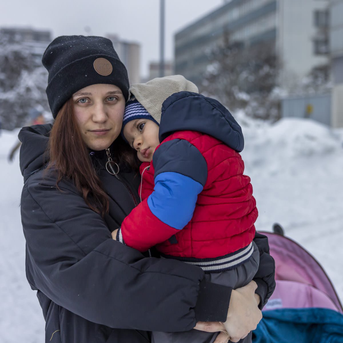 Katerina is 29 and she fled her hometown of Kryvyi Rih in southern Ukraine on 6 March. She escaped with ther husband and 3 children (Valentin 11, Arina 7 and 2-yo Arsen with whom she is posing for the camera). 
